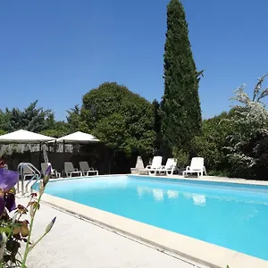 le-moulin-des-ocres.fr-provencehotel.com/